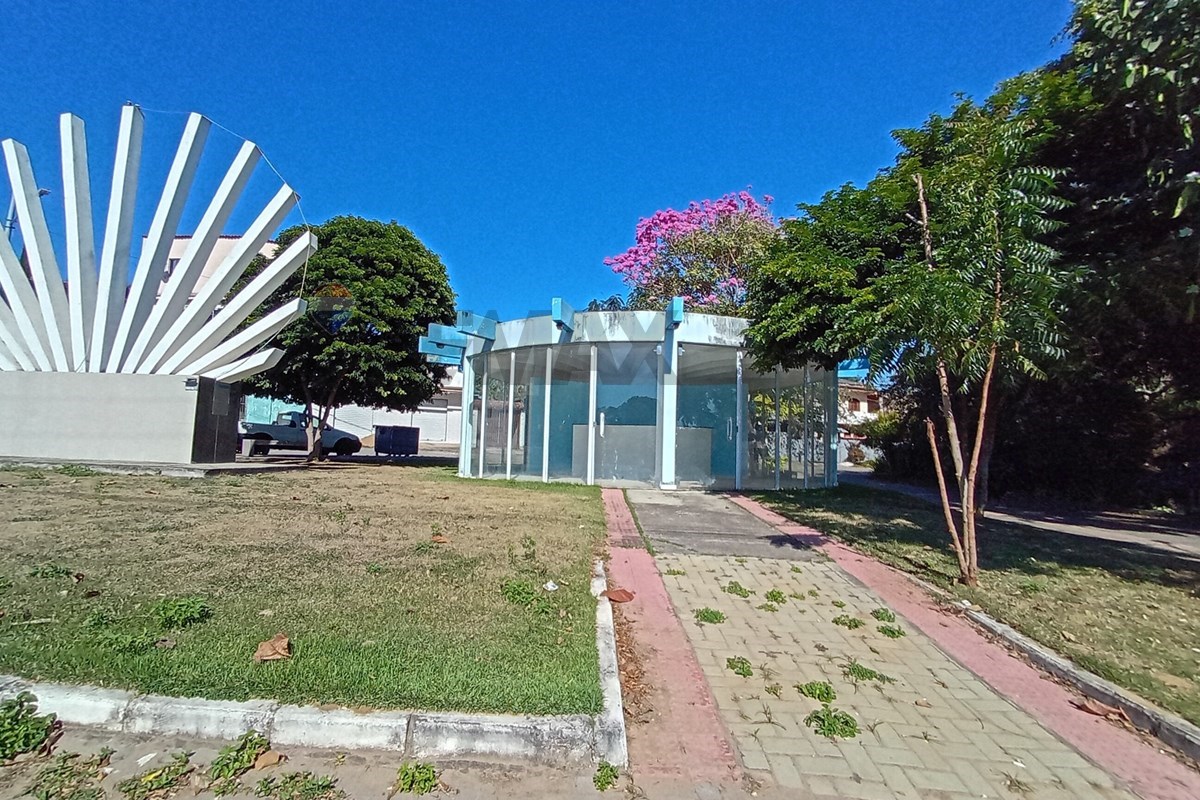 Casa, 1 quarto, 305 m² - Foto 4