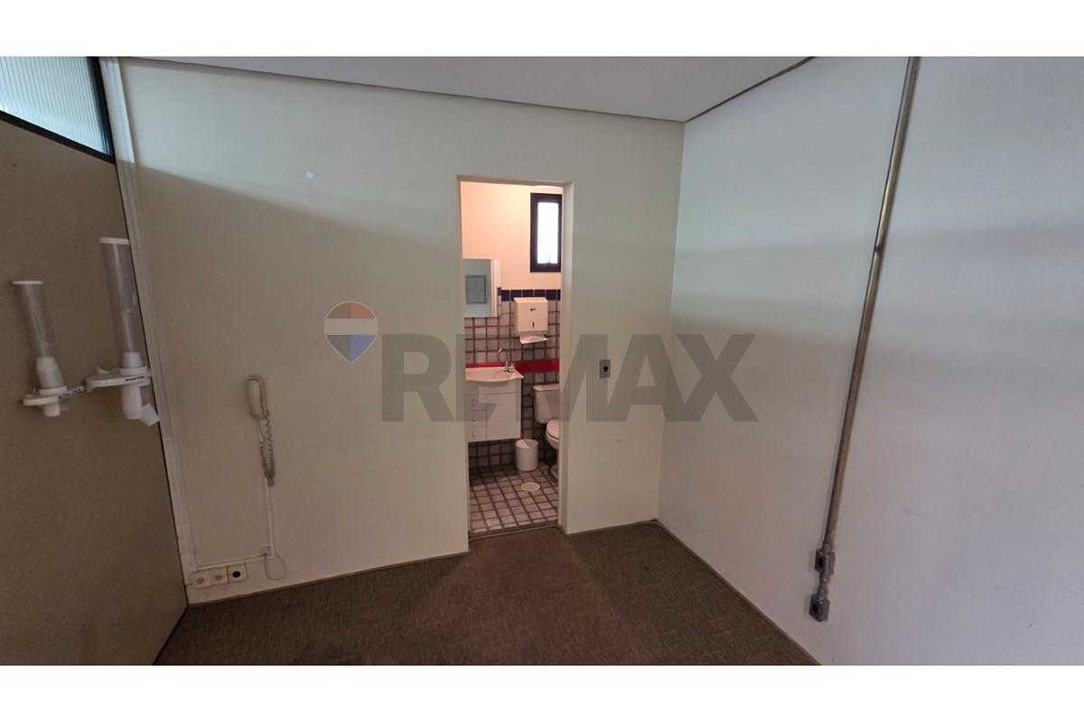 - Vila Mariana: Sala Comercial Estratégica à Venda!