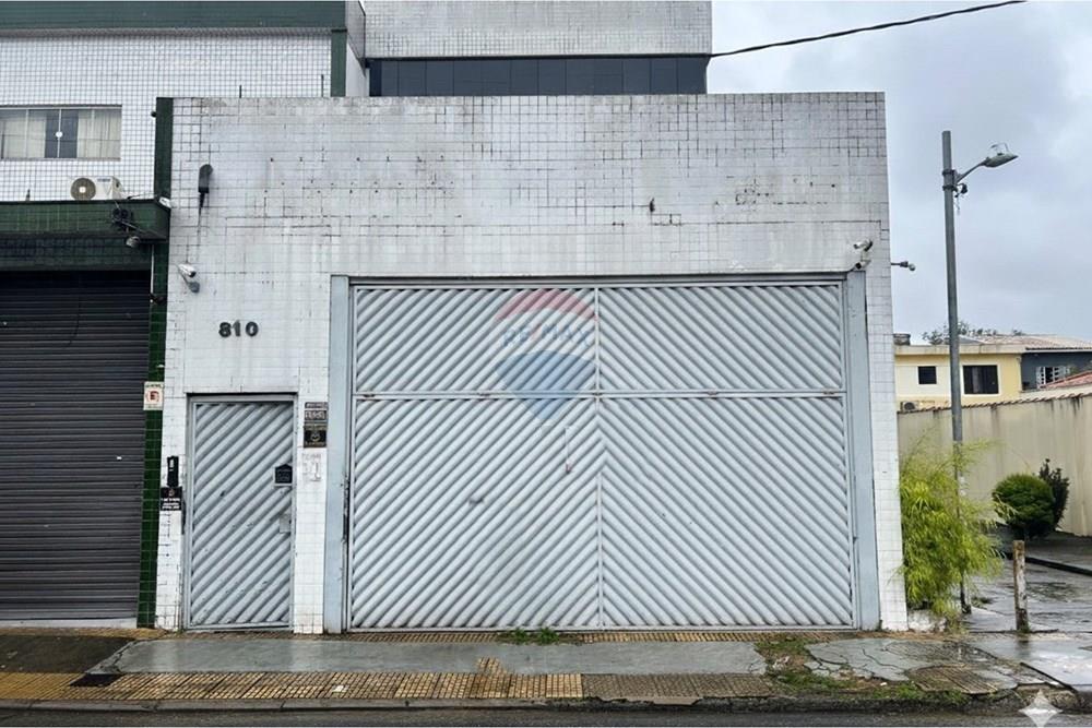  - PRÉDIO COMERCIAL A VENDA