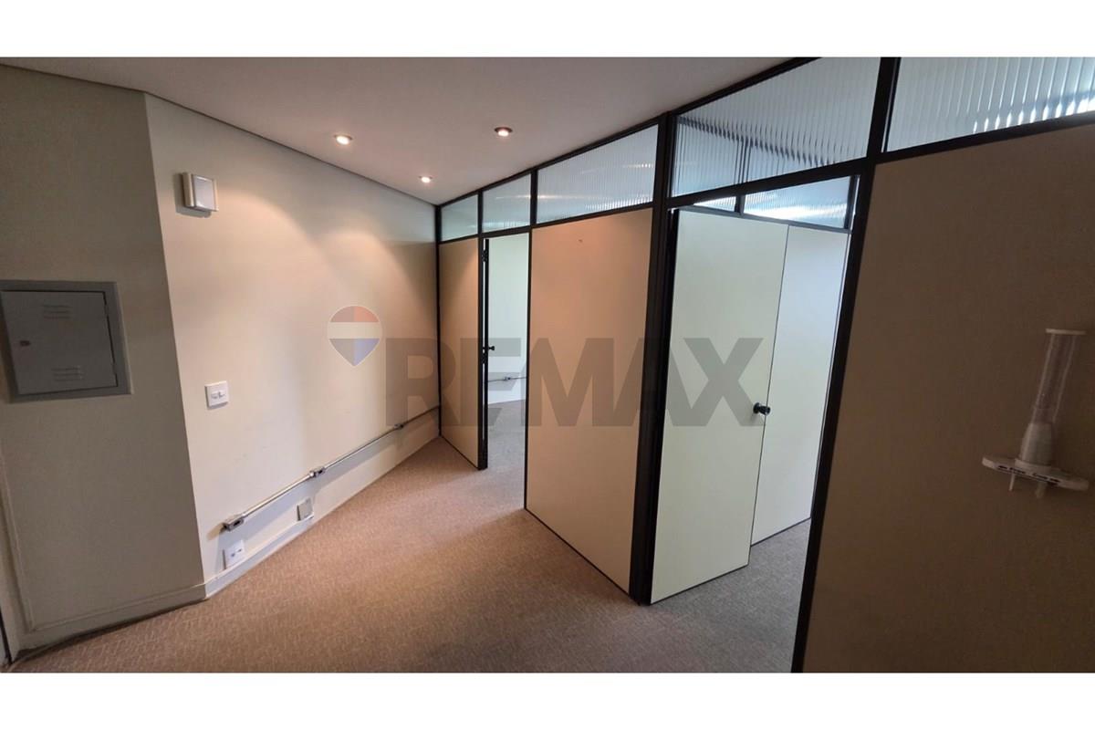  - Vila Mariana: Sala Comercial Estratégica à Venda!