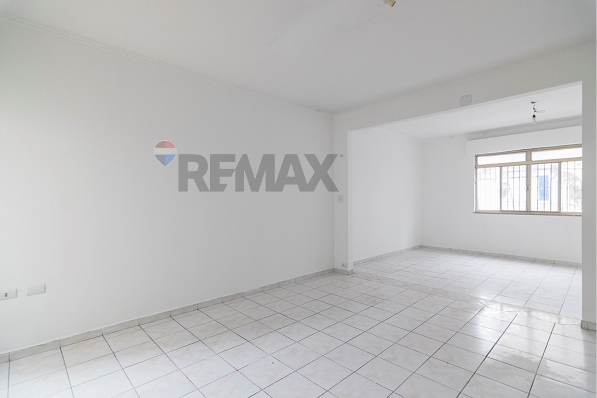  - Sobrado dos Sonhos no Ipiranga – 6 Vagas 2 Quartos, sala, cozinha, banheiro e lavanderia.