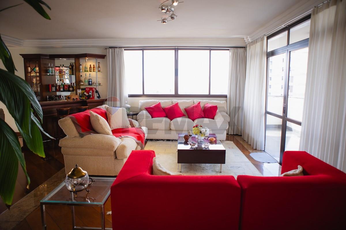  - Apartamento 4 quartos, 3 suítes, 4 vagas no Bairro Jardim, Santo André