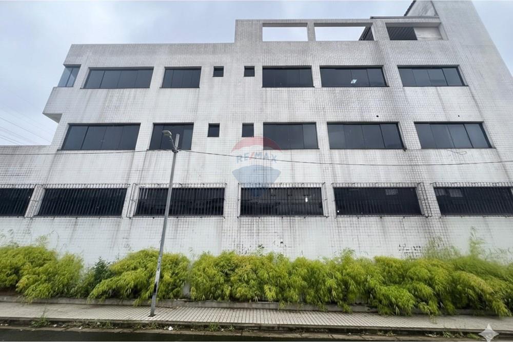  - PRÉDIO COMERCIAL A VENDA