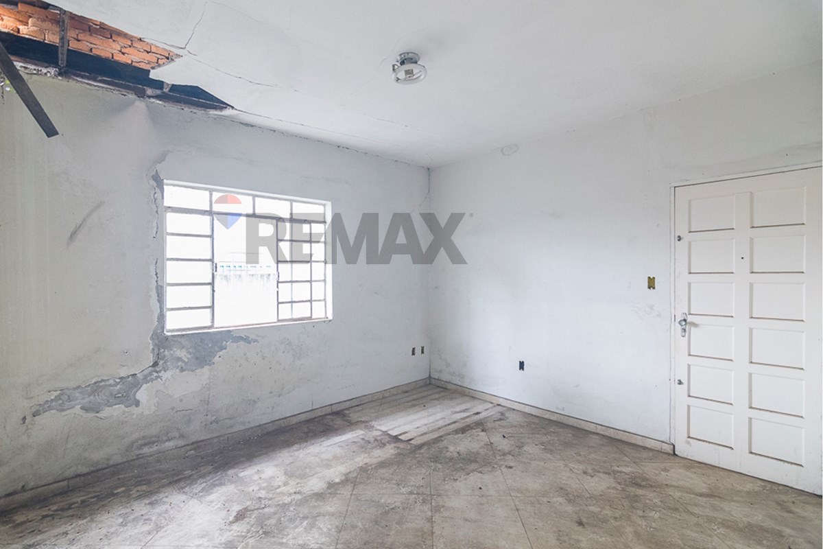  - Casa com terreno amplo à venda por R$ 768.500,00 - Homero Thon - Santo André - SP