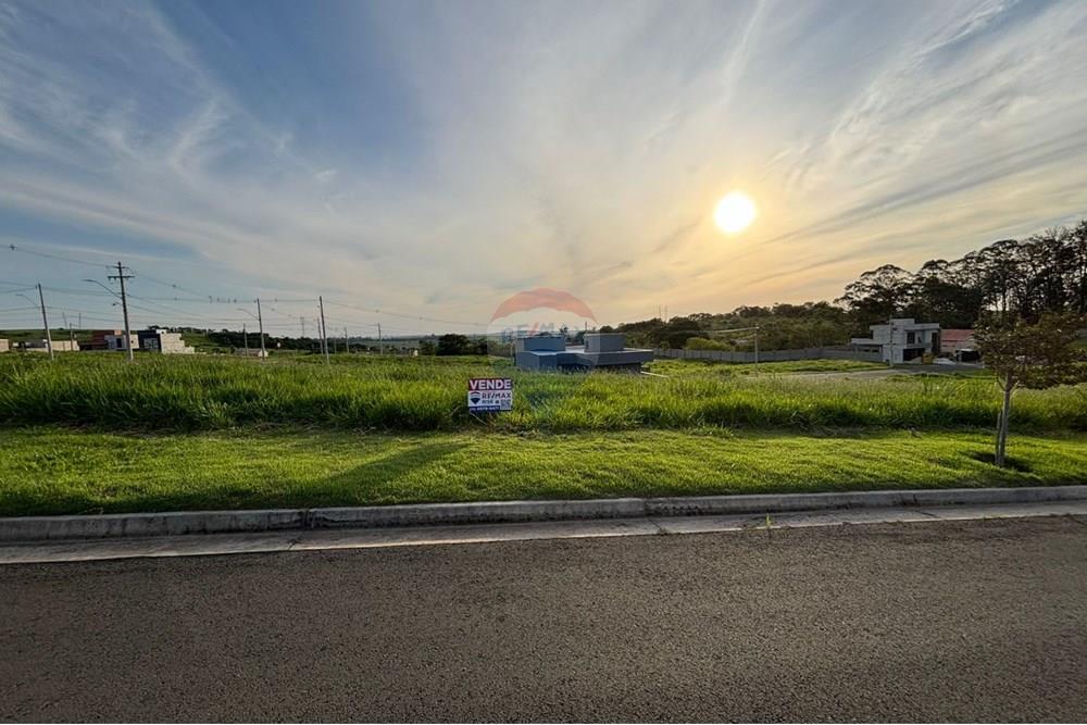 Terreno à venda, 250m² - Colinas do Castelo,Jaguariúna 