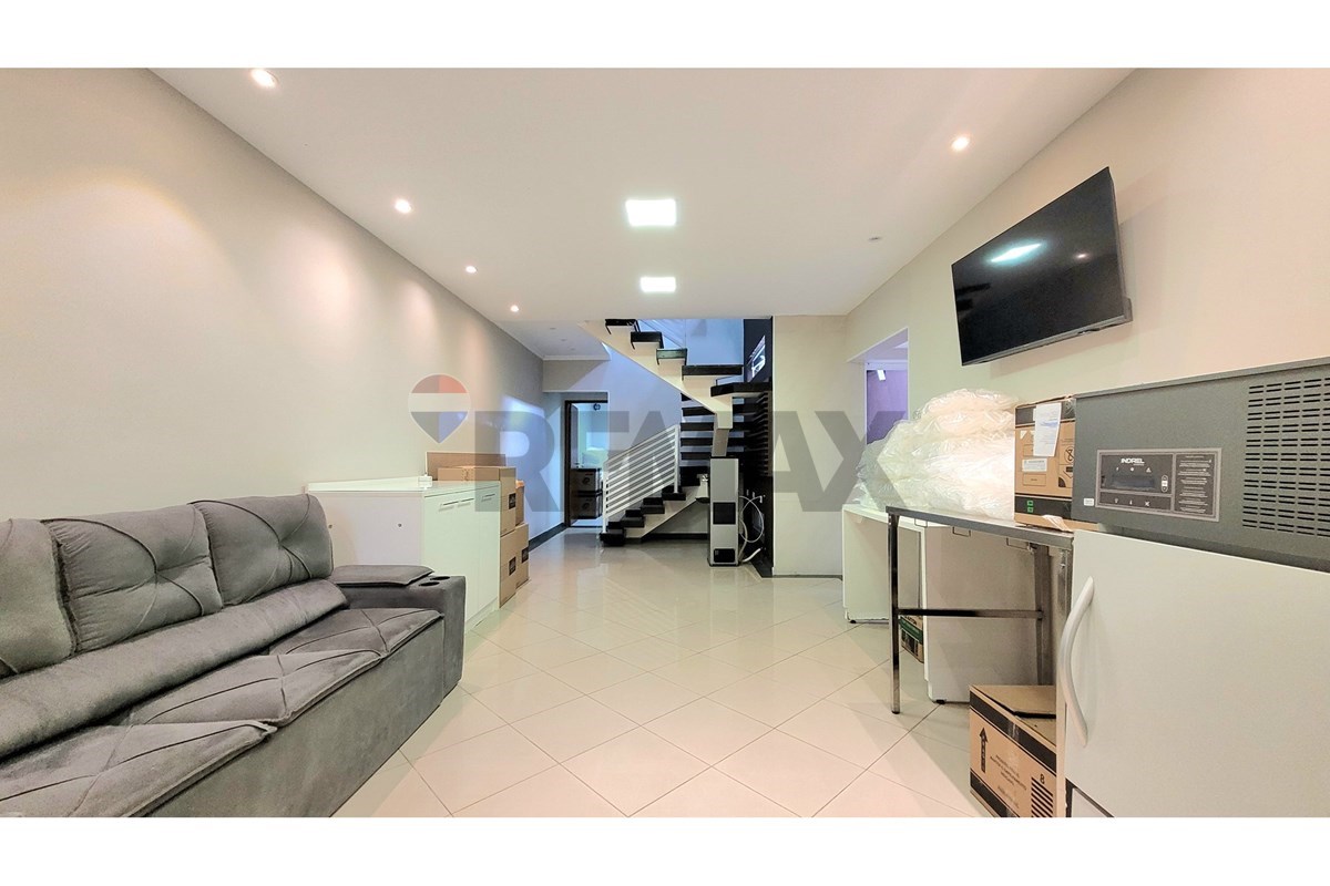  - SOBRADO COMERCIAL E RESIDENCIAL | 188 M² | 3 DORMITÓRIOS | 2 SUÍTES | 2 VAGAS