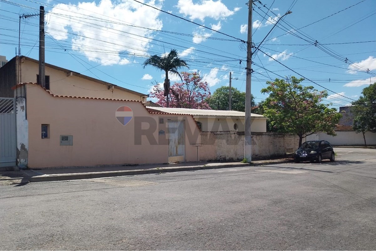 Casa, 5 quartos, 199 m² - Foto 1