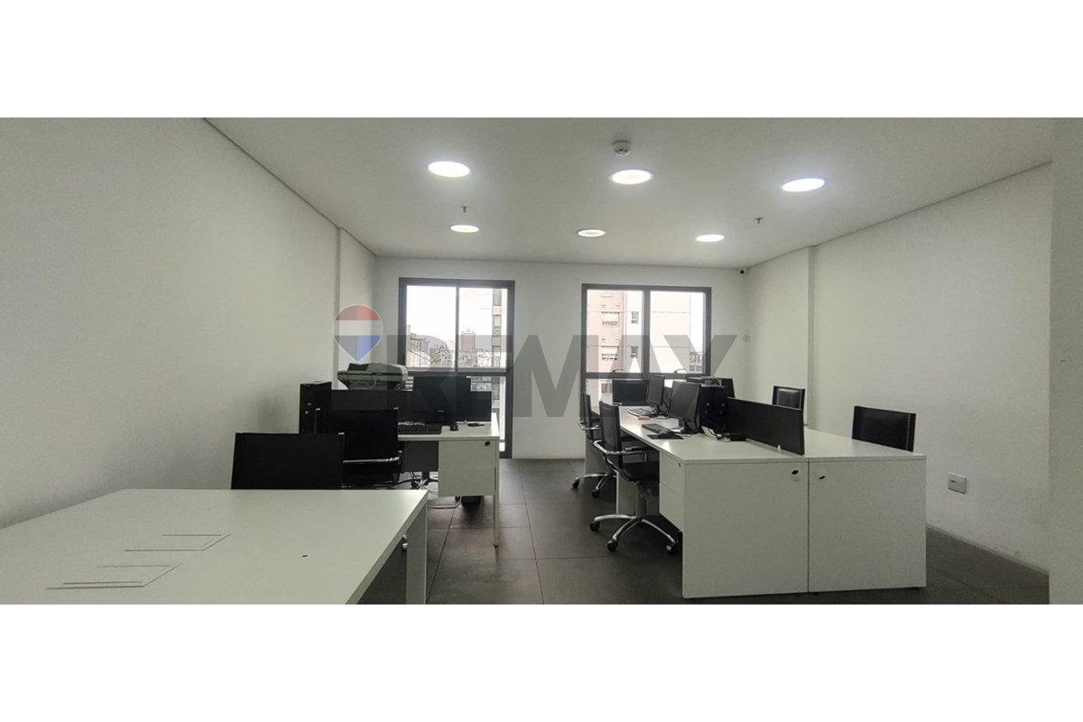  - Sala comercial de 37 m² para locação, totalmente acabada e MOBILIADA com ótima localização no moderno Conjunto Cidade Viva Office.