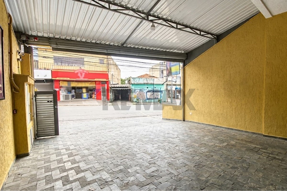  - Prédio Comercial em Santo André, Avenida Martim Francisco com 6 Salas e 2 Salões