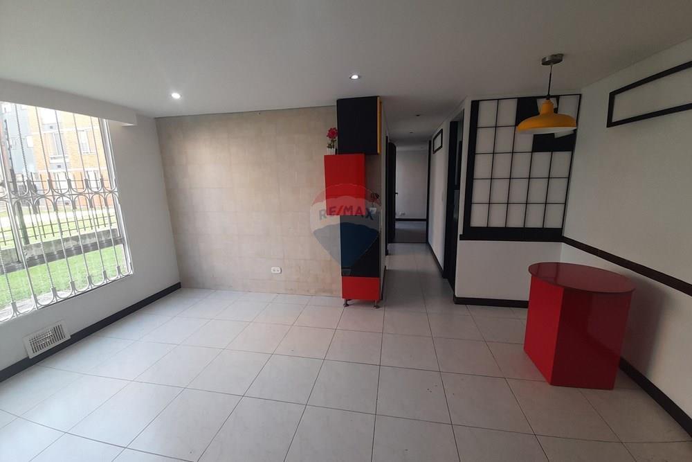 Casa en Venta en Carrera 93d 6a 15 - Carrera 93D #6A-15