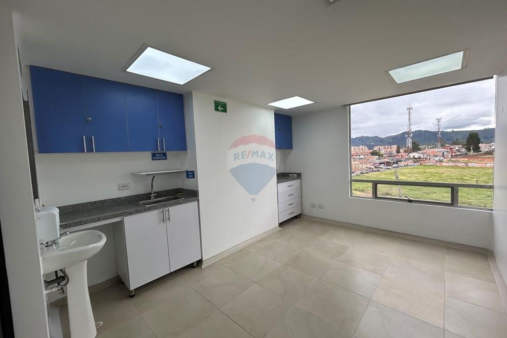 Avda los Zipas # 24 85 edificio VITA