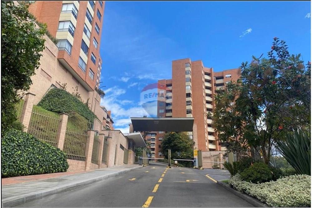 Apartamento en Venta en Usaquen - Calle 127B#  20 34