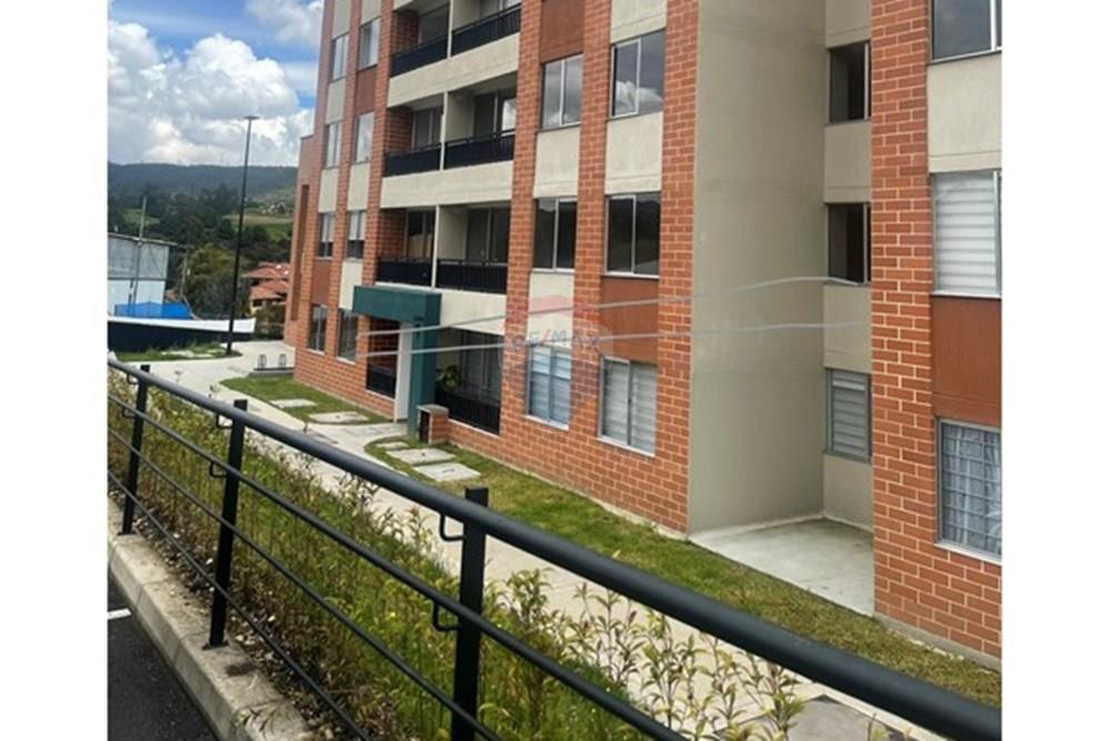 Apartamento en Arriendo en La Calera - Cra 2 # 3 - 98 sur Torre 2 Apto 107