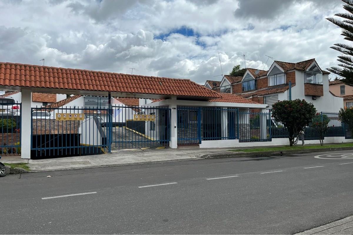 Casa en Arriendo en Suba - Carrera 56B #127-38