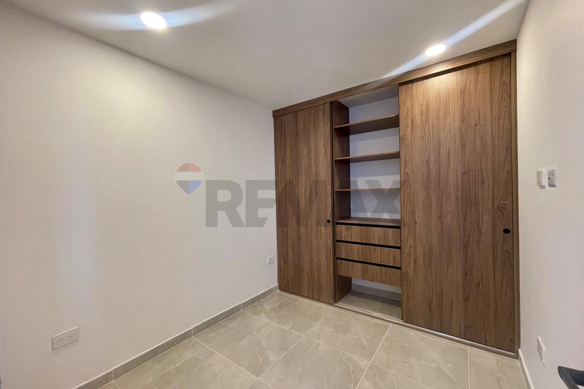 Casa en Venta en Edificio Manrique - CALLE 1B # 103B-43