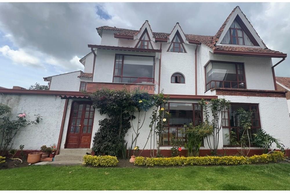Casa en Arriendo en Suba - Carrera 56B #127-38