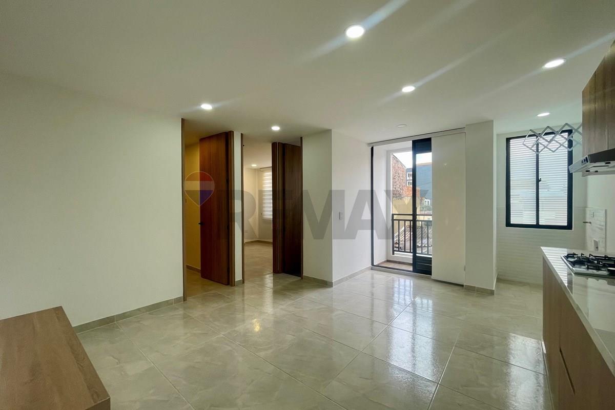 Casa en Venta en Edificio Manrique - CALLE 1B # 103B-43