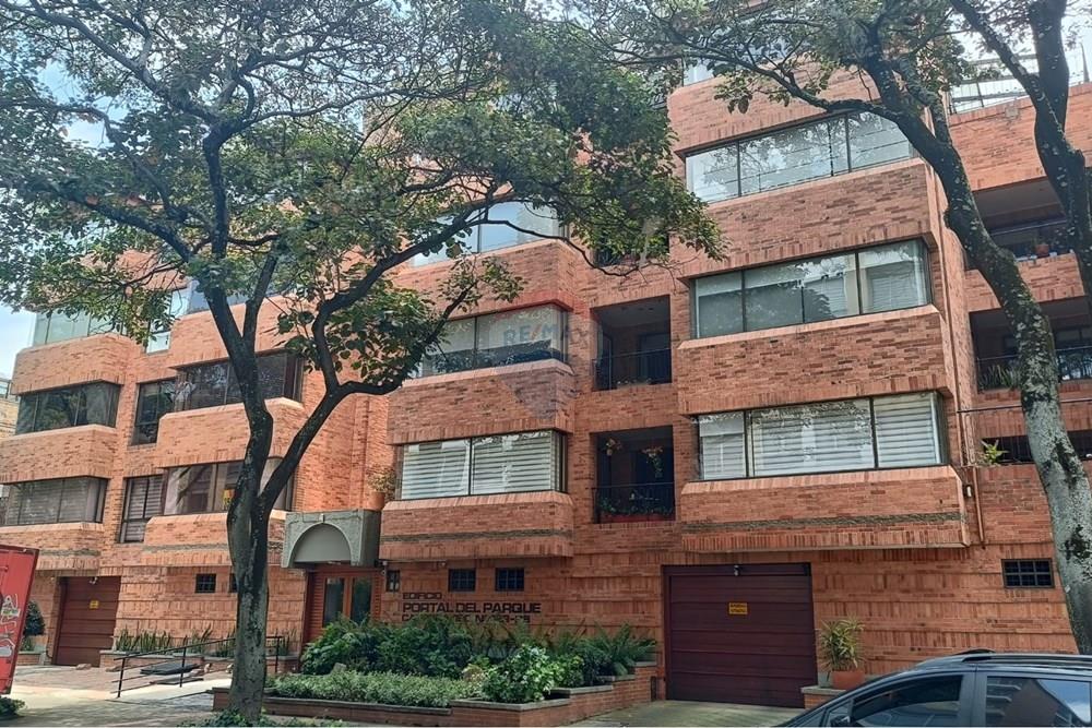 Apartamento en Venta en Usaquen - Calle 127B#  20 34