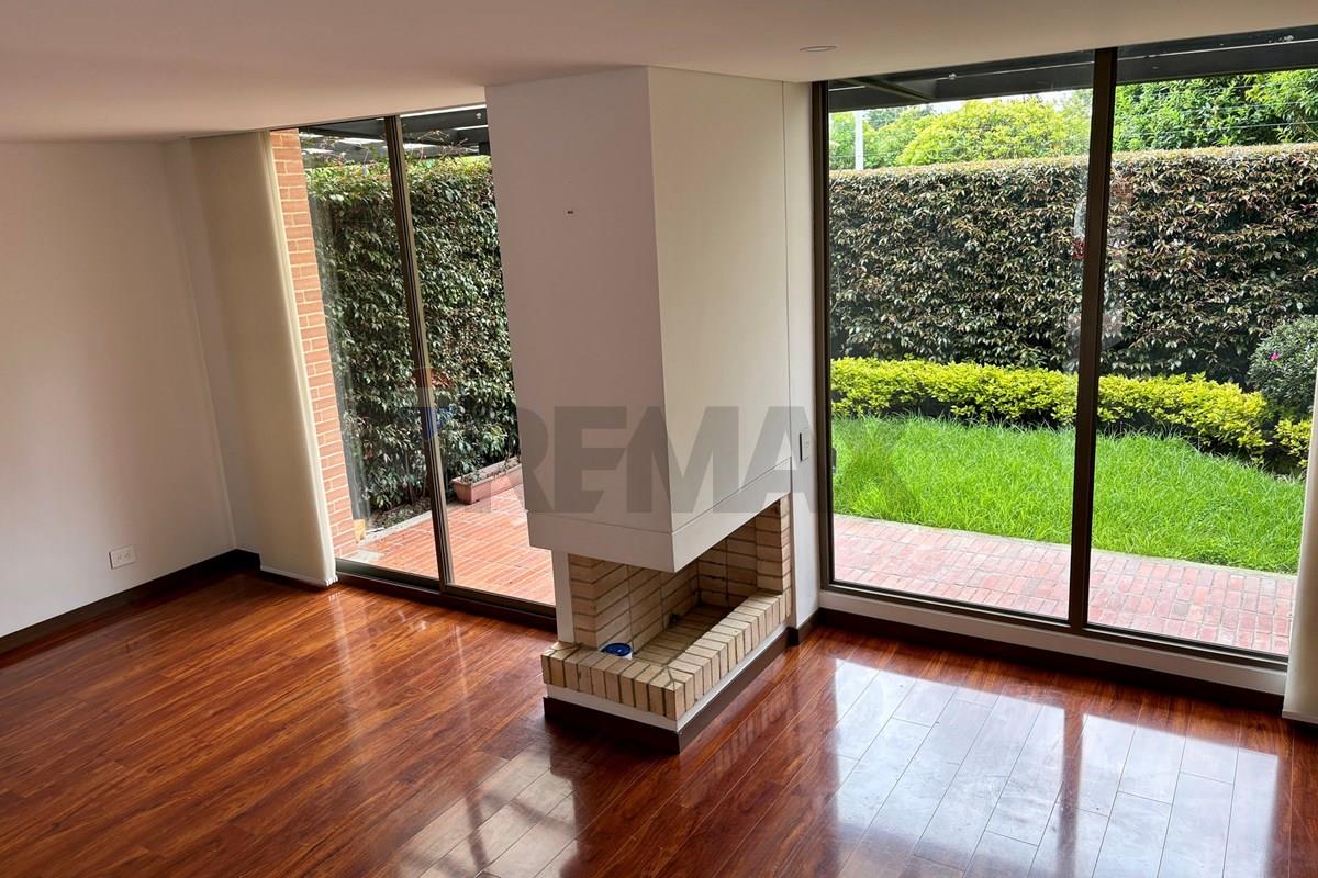 Casa en Venta en Interior 6 - Carrera 59A #136-50