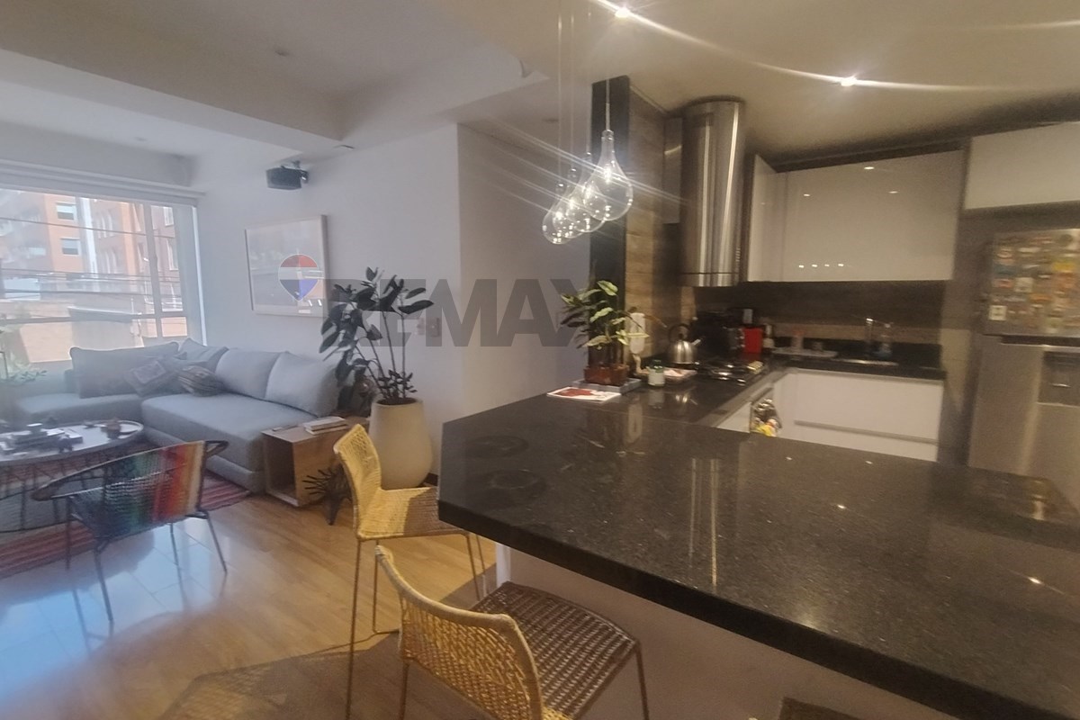 Arriendo Apartamento Amoblado en Chico Norte 87m²