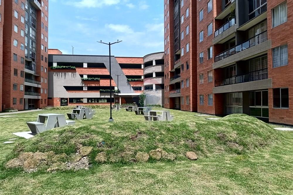 Apartamento en Arriendo en Mosquera - Calle 17 Sur No. 4 - 14