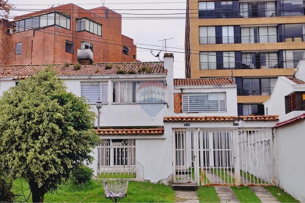 Apartamento en Venta en Usaquen - Calle 127B#  20 34