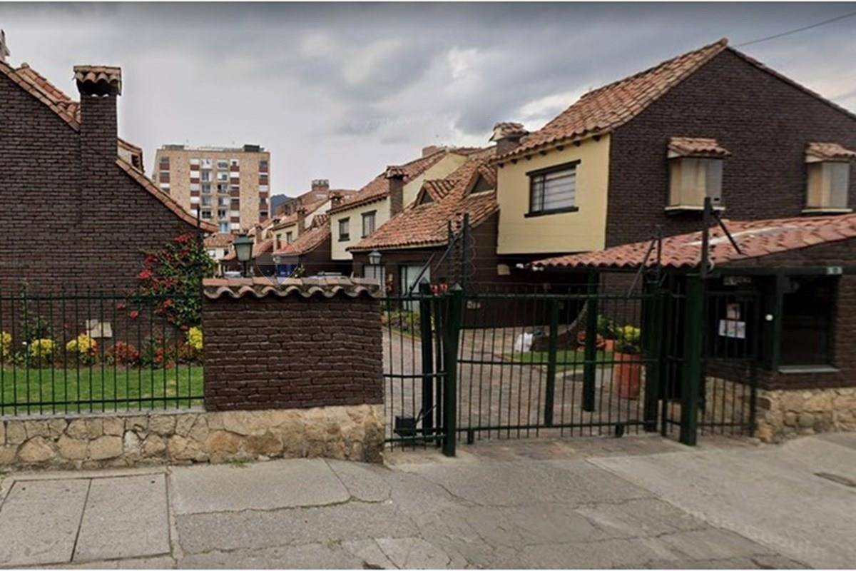 Apartamento en Venta en Usaquen - Calle 127B#  20 34