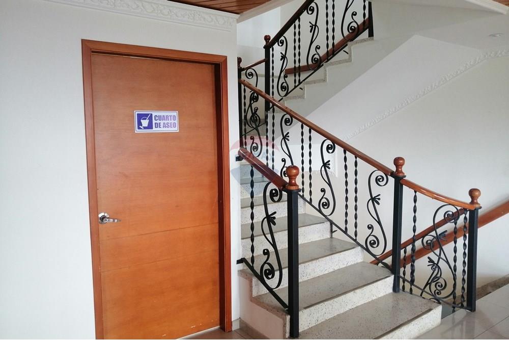 Vereda Cardonal, Hotel rumbo al Neusa