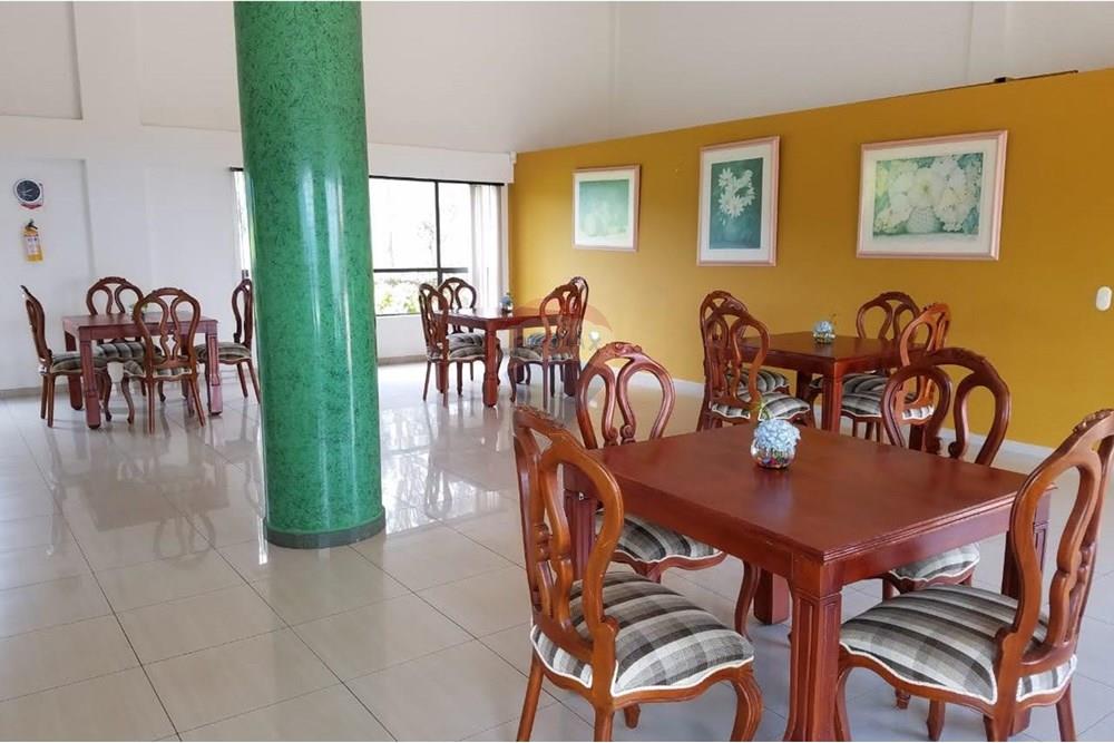 Vereda Cardonal, Hotel rumbo al Neusa