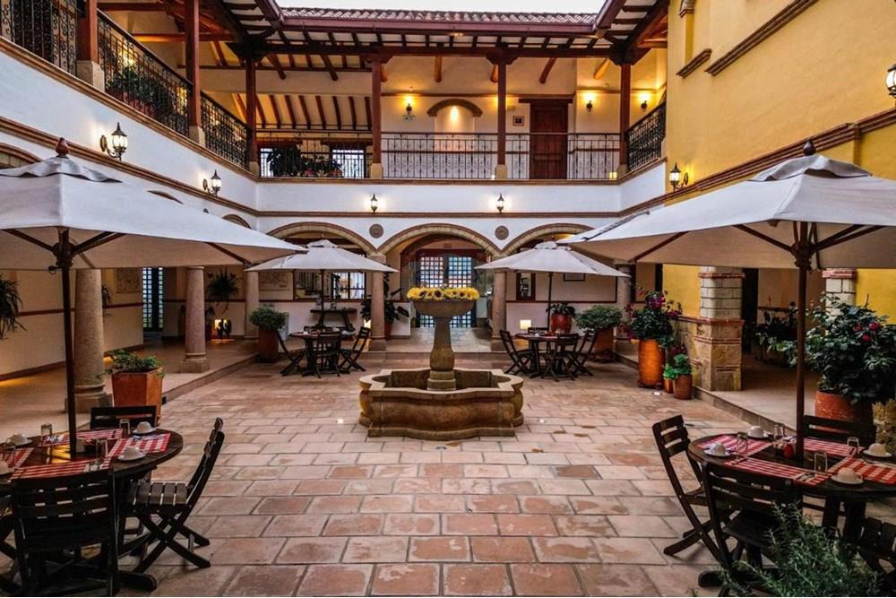Hotel María Bonita. Calle 18#10-36