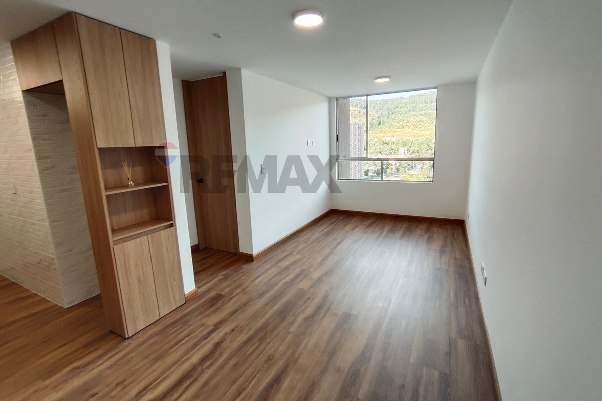 Casa en Venta en T7 Carrera 8 170 52 - CARRERA 8 #170-52