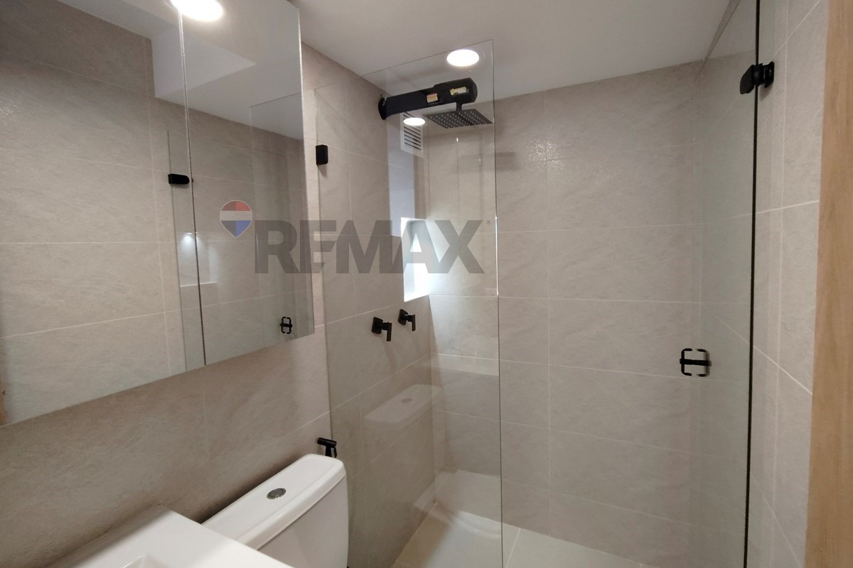 Casa en Venta en T7 Carrera 8 170 52 - CARRERA 8 #170-52