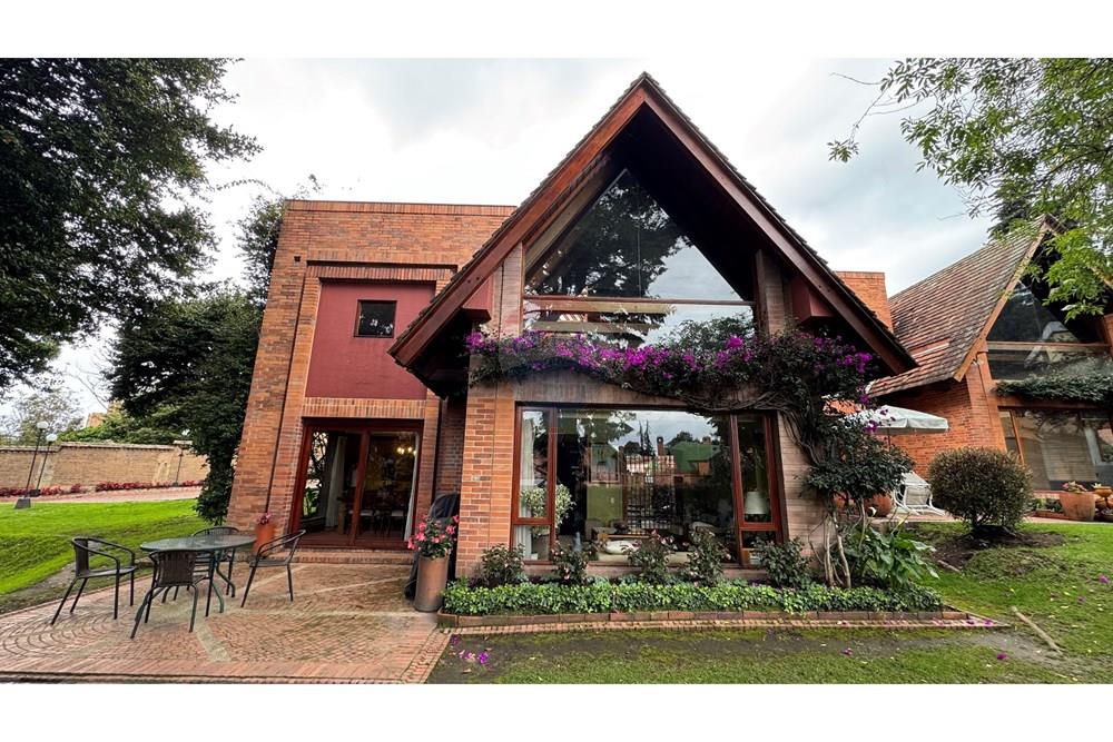 Casa en Arriendo en Suba - Carrera 56B #127-38