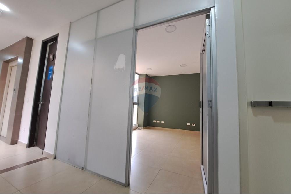 Oficina en Arriendo en Chapinero - Carrera 13 # 51-25