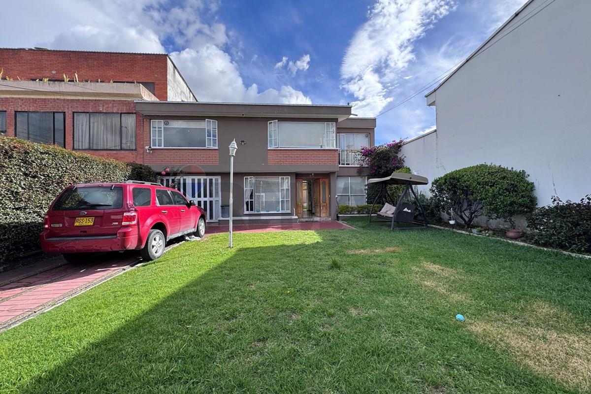 Casa en Venta en Av Cra 91 139 06 - Av Cra 91 #139-06