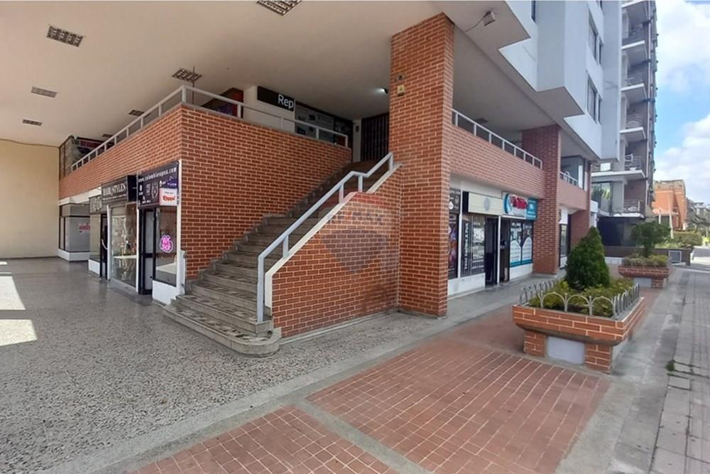 Ak 15 # 112-79 Lc203