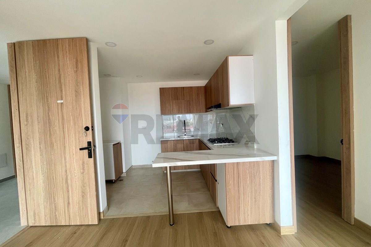 Casa en Venta en Edificio Manrique - CALLE 1B # 103B-43
