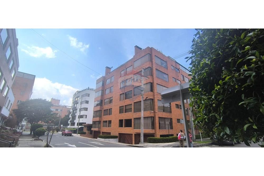 Apartamento en Venta en Usaquen - Calle 127B#  20 34