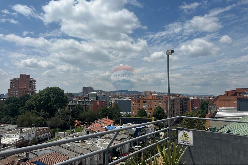 Oficina en Arriendo en Suba - Carrera 53 # 103B-42