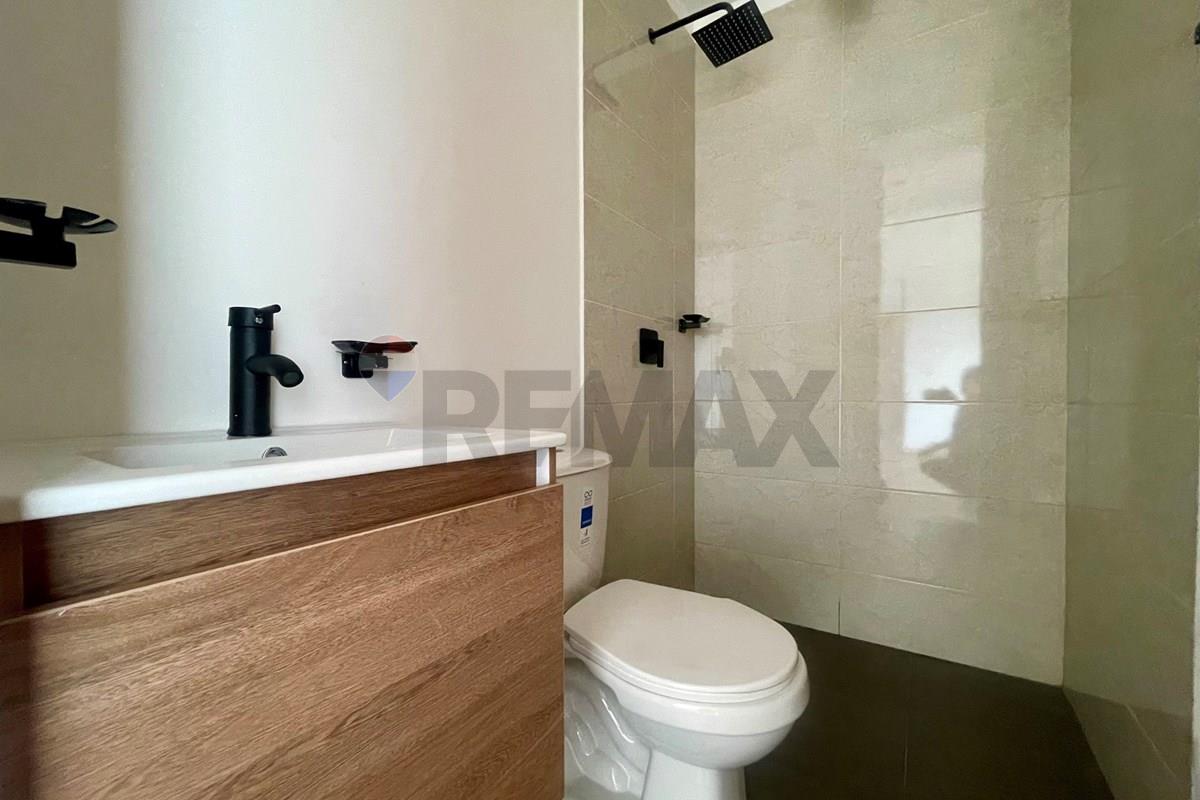 Casa en Venta en Edificio Manrique - CALLE 1B # 103B-43