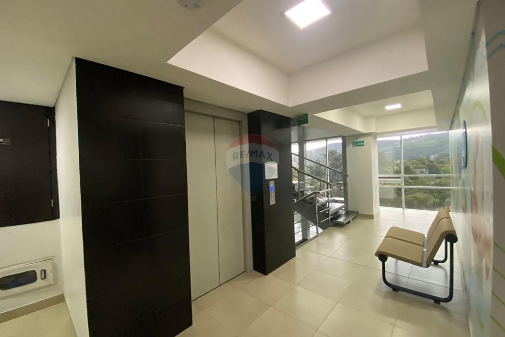 Avda los Zipas # 24 85 edificio VITA