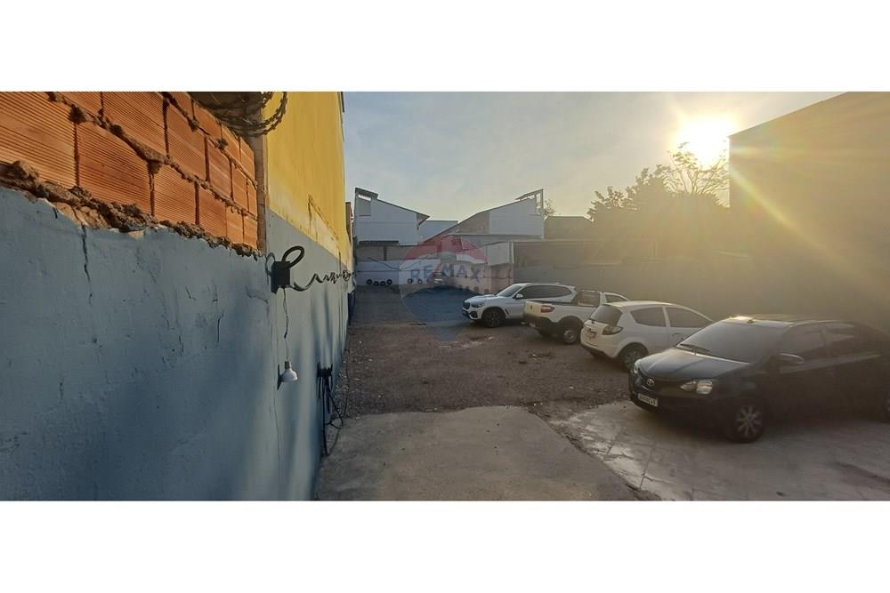 Box-Garagem, 500 m² - Foto 10