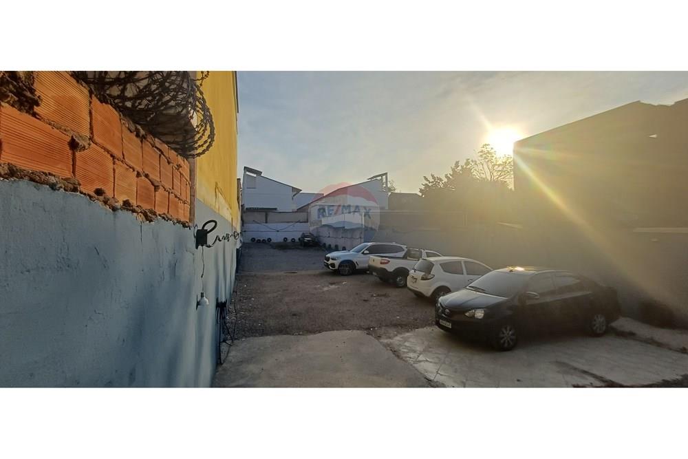 Box-Garagem, 500 m² - Foto 11