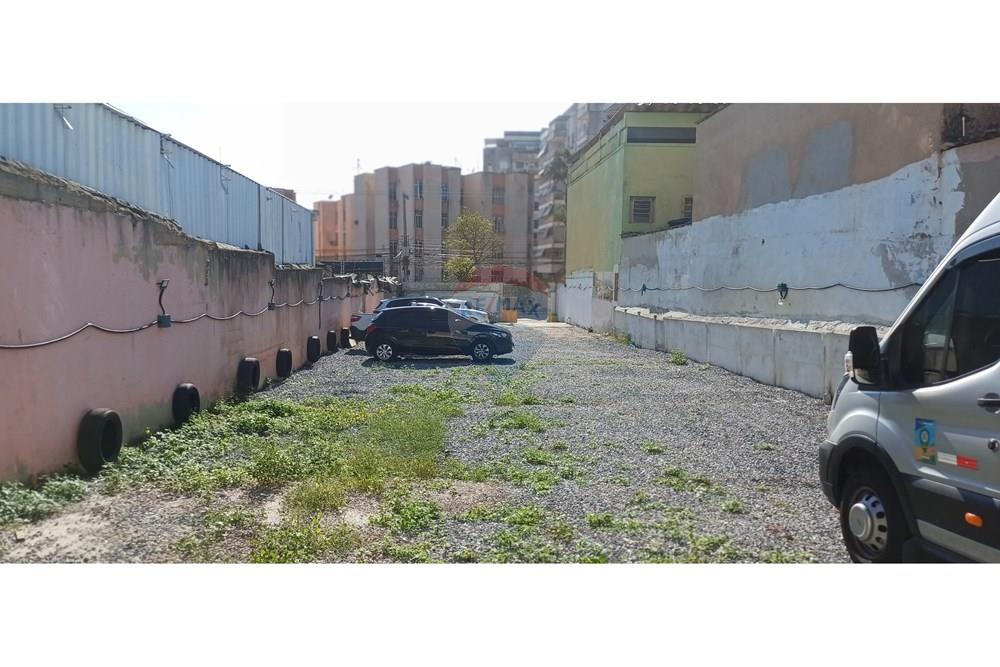 Box-Garagem, 500 m² - Foto 4