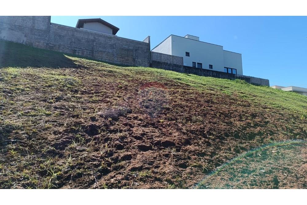 Terreno à venda no Condomínio Ravenna, Itatiba/SP