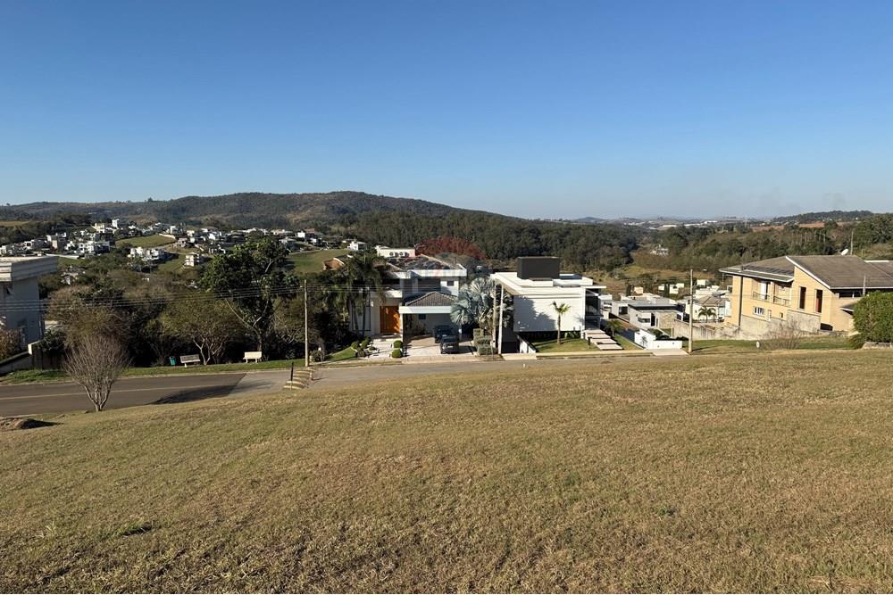 Terreno 660 metros em aclive - Residencial Villagio Paradiso, Itatiba/SP — foto 1