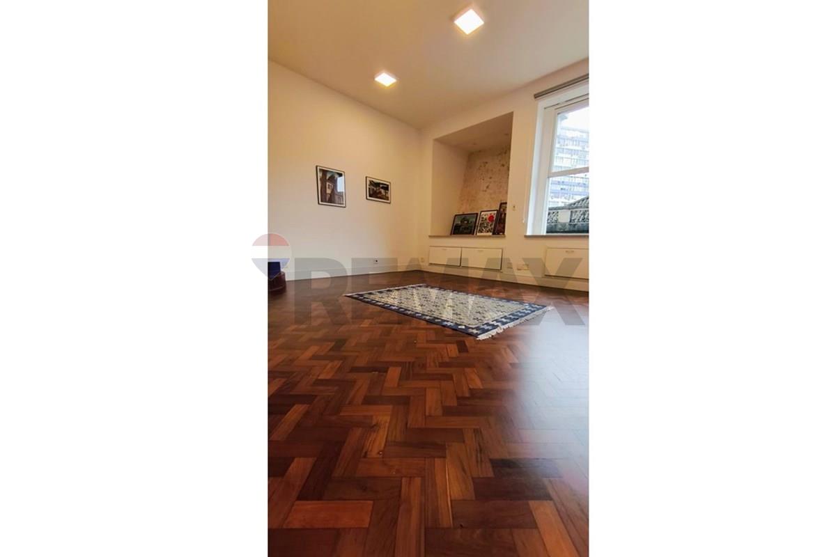 Sala Comercial à venda no coração do Centro em Santos SP - 34,85 m² - R$ 57.000,00 — foto 1