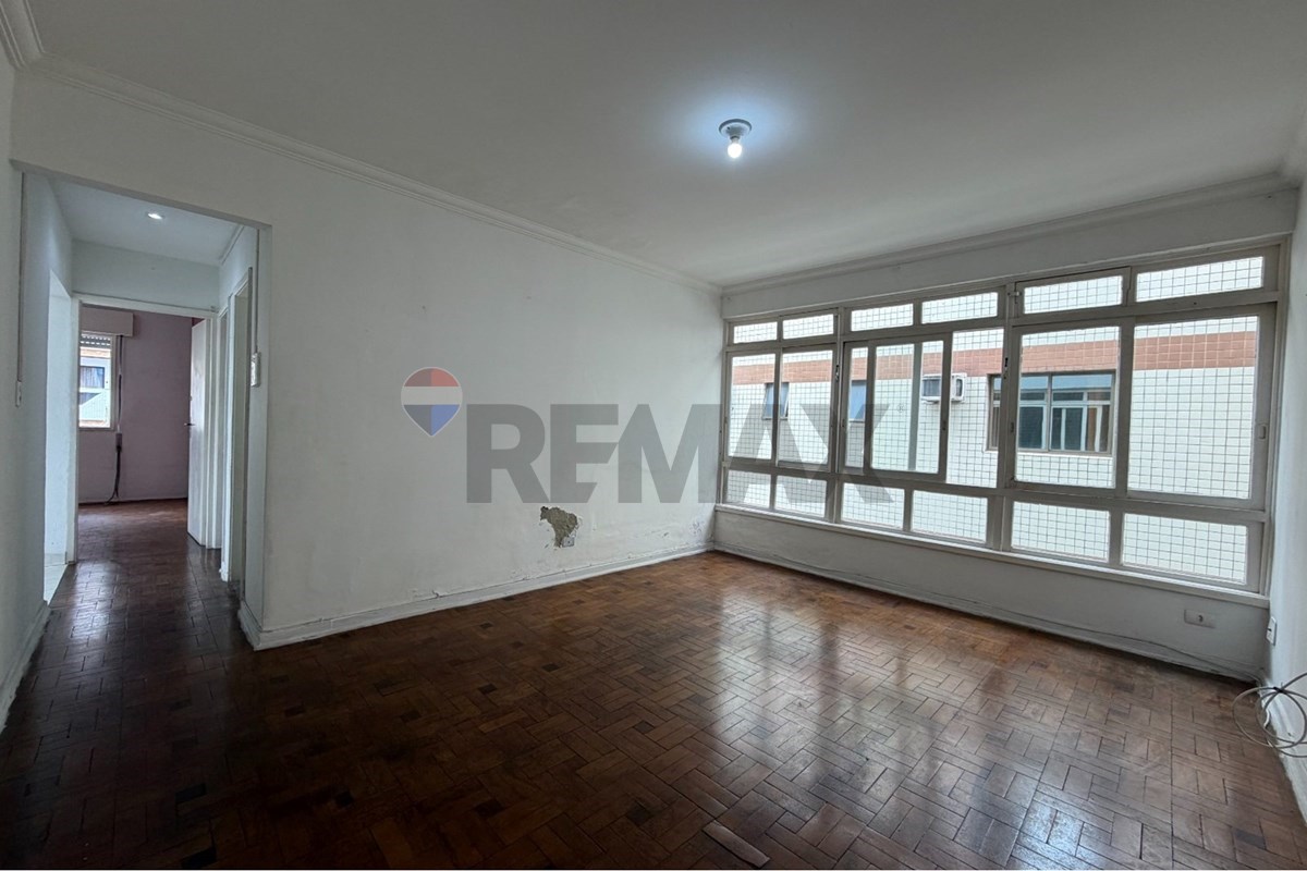 "Apartamento c/ 2 Qtos à Venda no Centro, pertinho da praia de São Vicente"