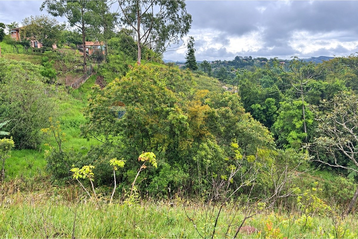 Terreno 801 m² à Venda na Estância Marília – Jarinu/SP | R$ 98 mil