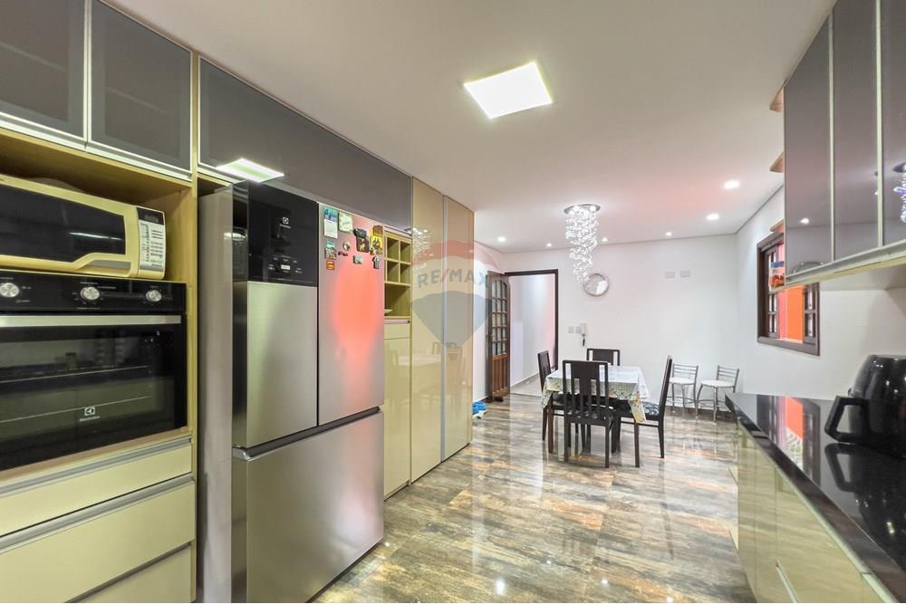 Casa, 3 quartos, 190 m² - Foto 14